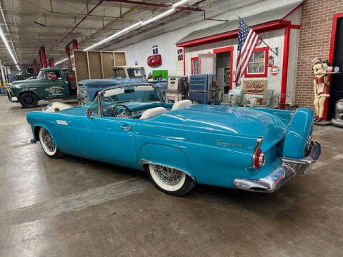 1956 Ford Thunderbird