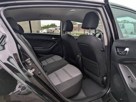 2016 Kia Forte5 LX