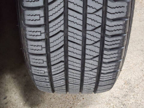 2021 Toyota Avalon Hybrid XLE