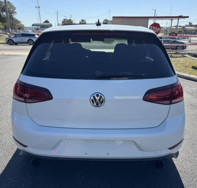 2018 Volkswagen Golf GTI S