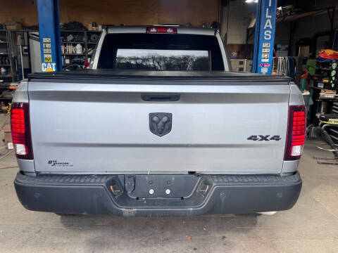 2022 RAM 1500 Classic Warlock