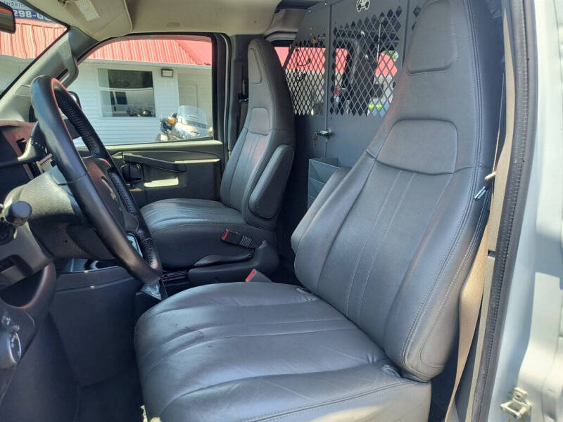 2017 Chevrolet Express 2500