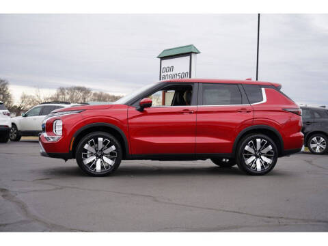 2025 Mitsubishi Outlander SE