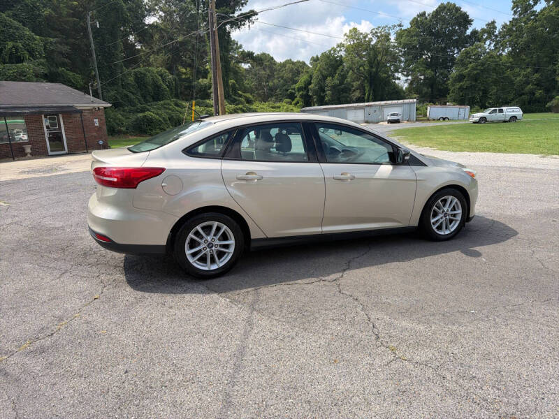 2017 Ford Focus SE