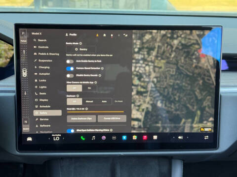 2023 Tesla Model X Standard Range