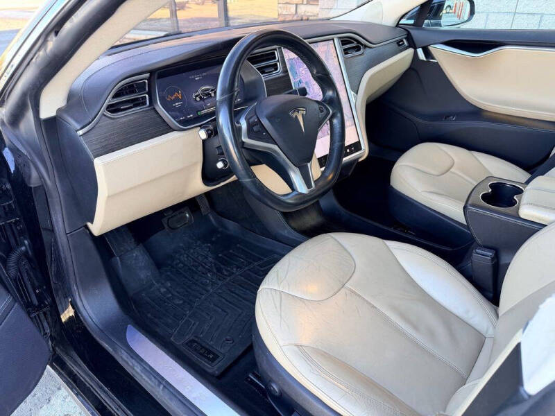 2015 Tesla Model S 85D