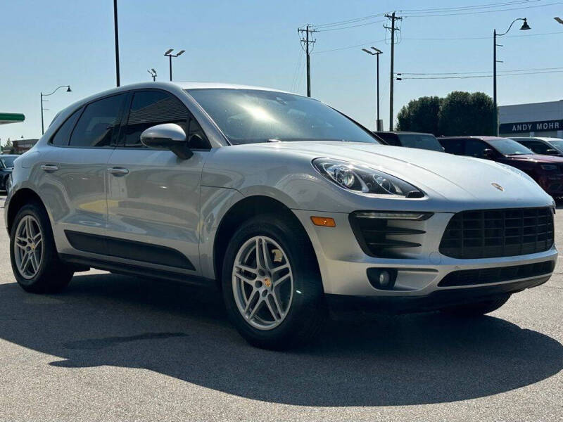 2017 Porsche Macan