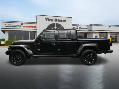 2025 Jeep Gladiator NightHawk