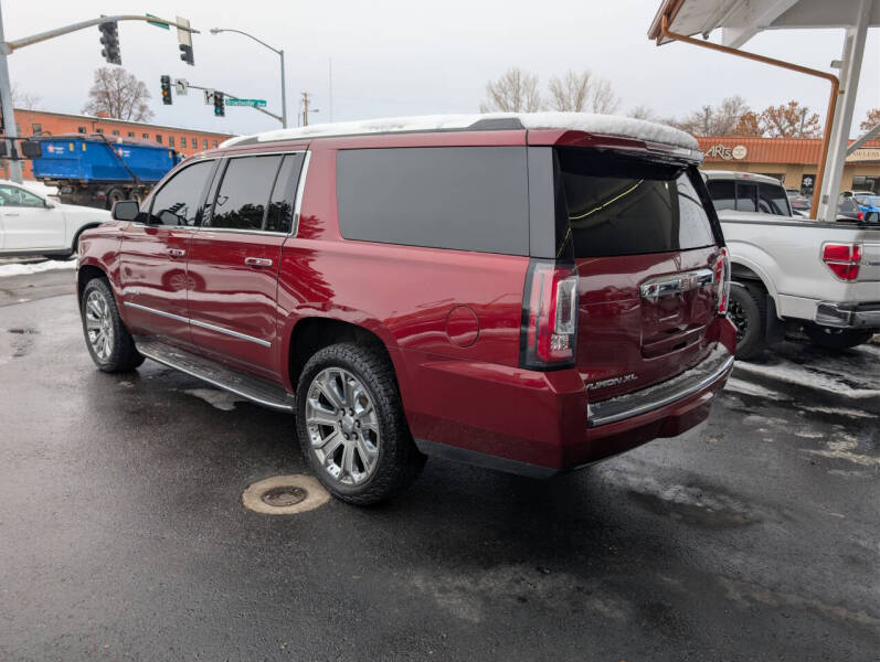 2017 GMC Yukon XL Denali