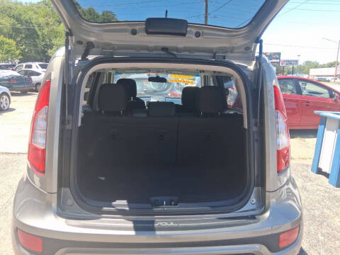 2013 Kia Soul +