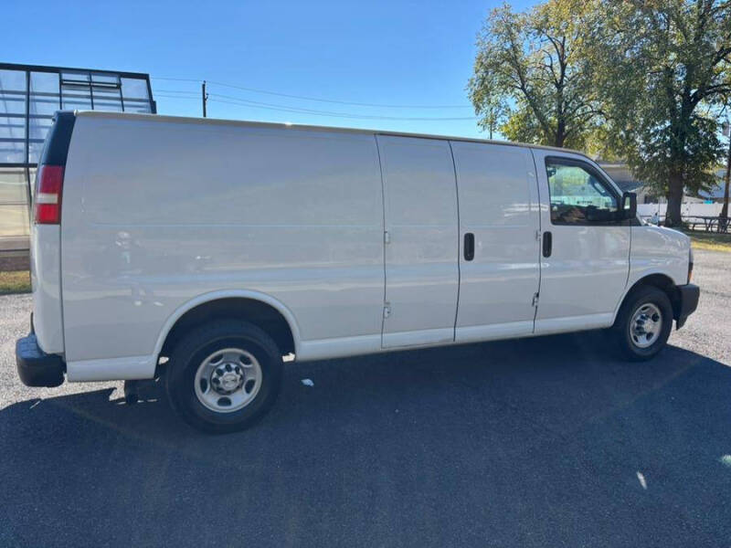 2019 Chevrolet Express 2500