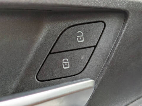 2023 Mercedes-Benz GLB GLB 250