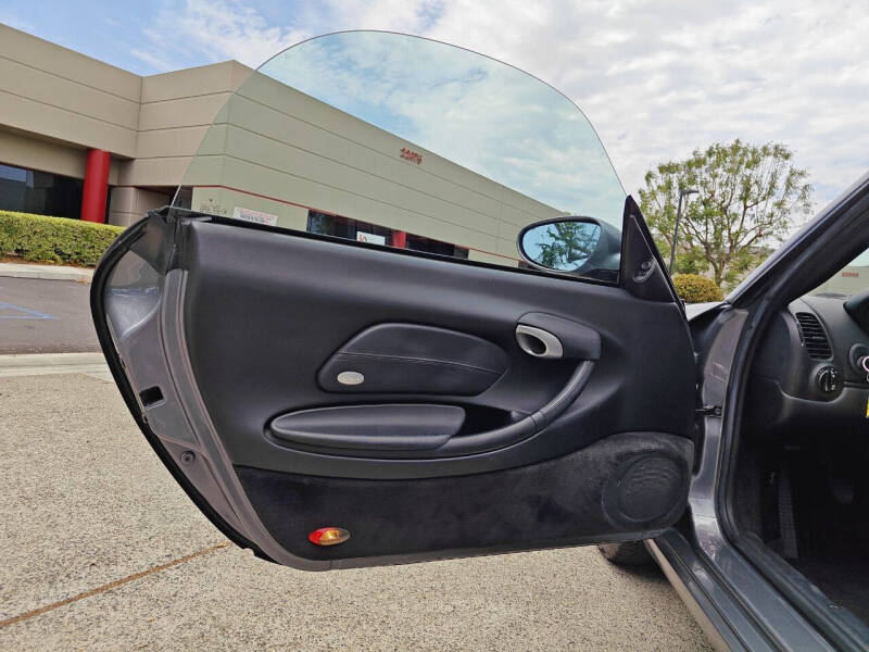 2004 Porsche Boxster