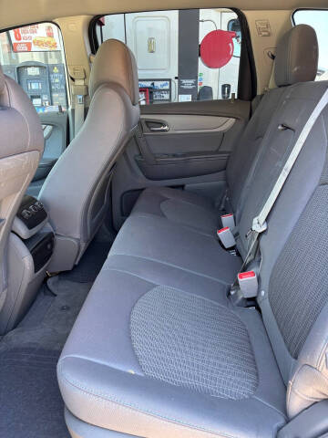 2013 Chevrolet Traverse LS