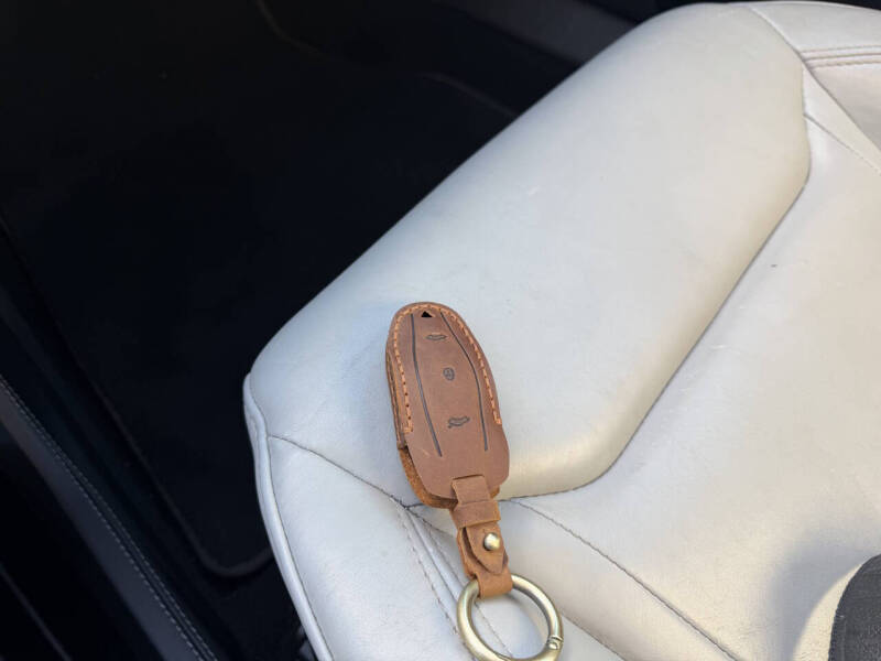 2016 Tesla Model S 70D