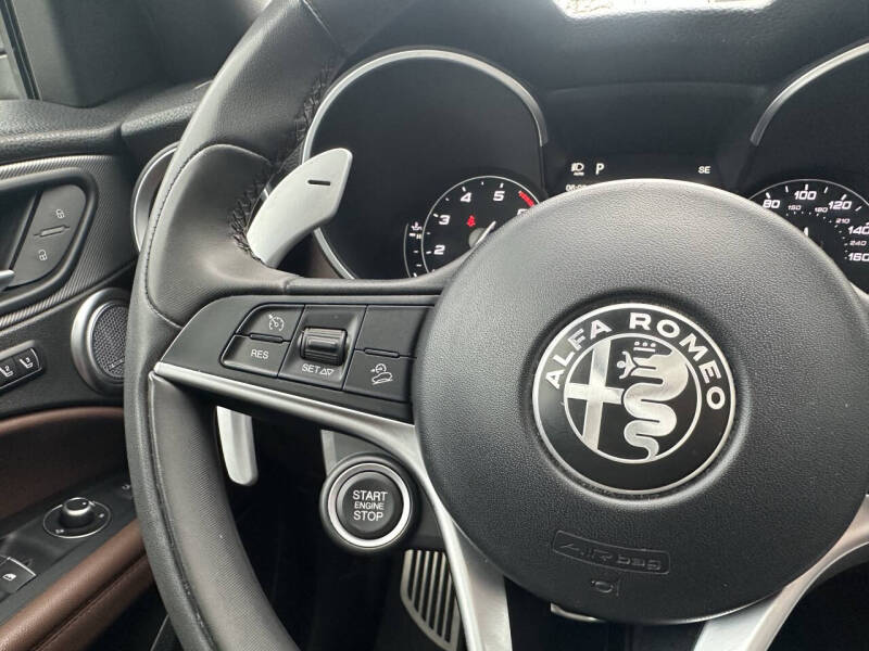2018 Alfa Romeo Stelvio Ti Sport