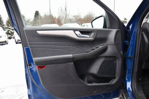 2022 Ford Escape Hybrid SEL