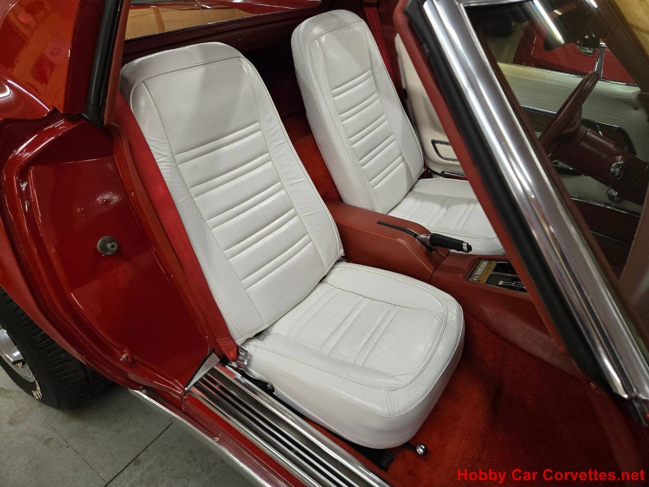 1976 Chevrolet Corvette 39