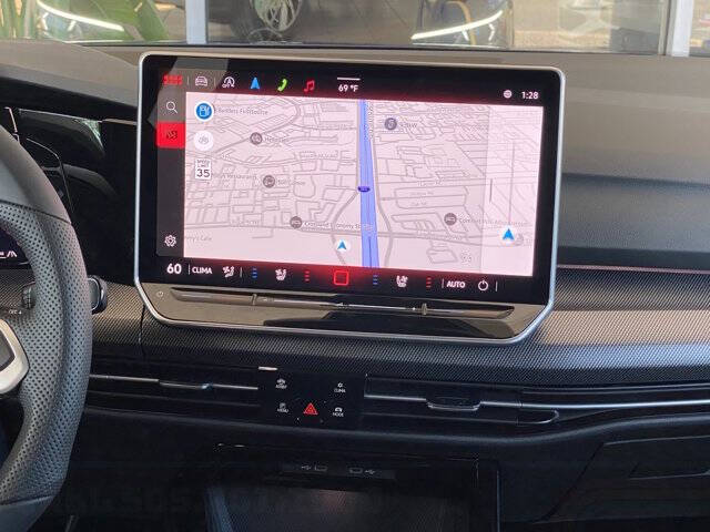 2025 Volkswagen Golf GTI SE