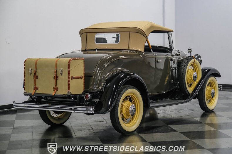1932 Ford Model 18