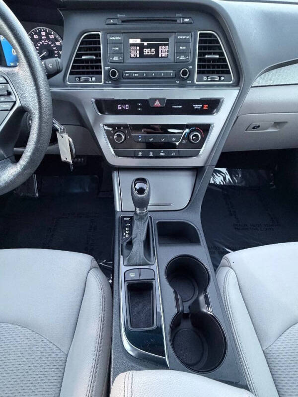 2017 Hyundai Sonata SE