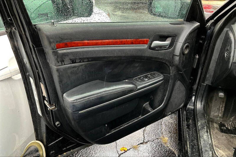 2012 Chrysler 300