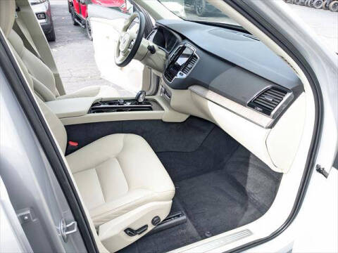 2023 Volvo XC90 B6 Plus Bright Theme 7P