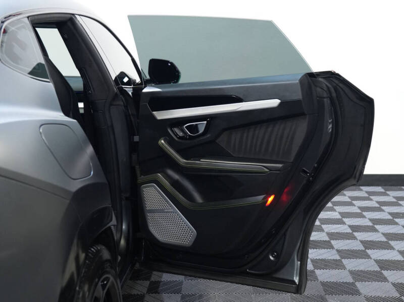 2019 Lamborghini Urus