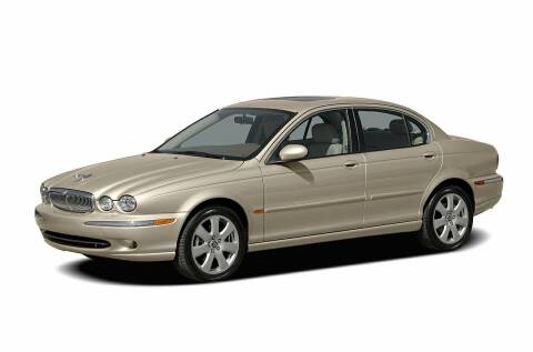 2004 Jaguar X-Type for sale at DISTINCT AUTO GROUP LLC in Kent OH