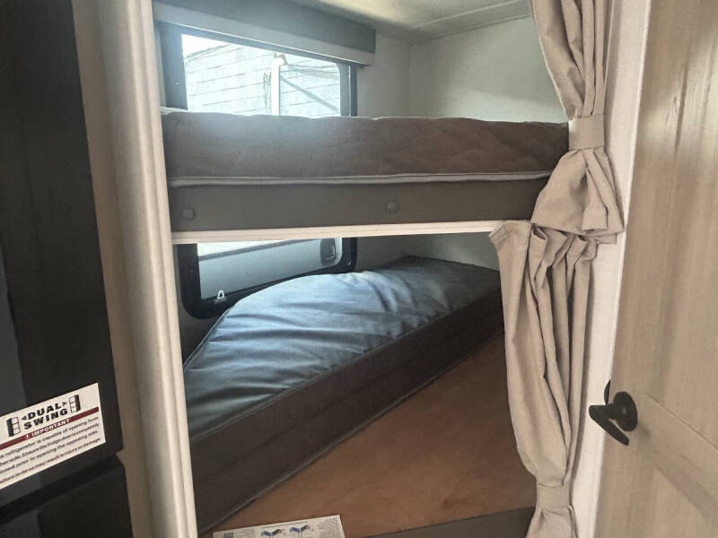 2026 Flagstaff MICROLITE 25 BRDS