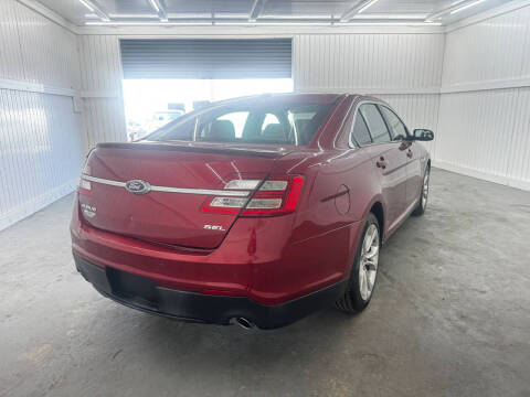 2013 Ford Taurus SEL