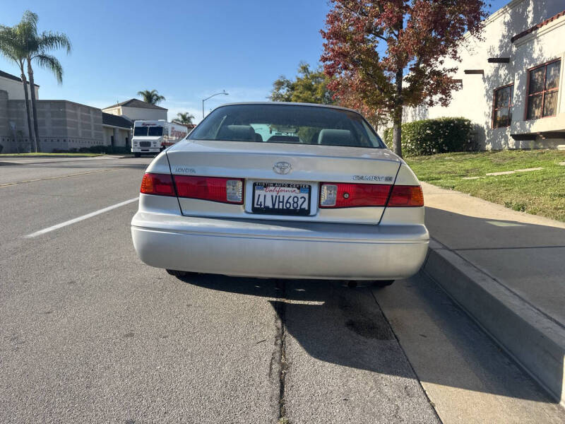 2000 Toyota Camry LE