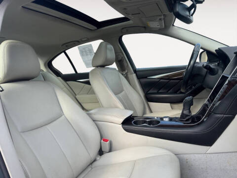 2018 Infiniti Q50 3.0T Luxe