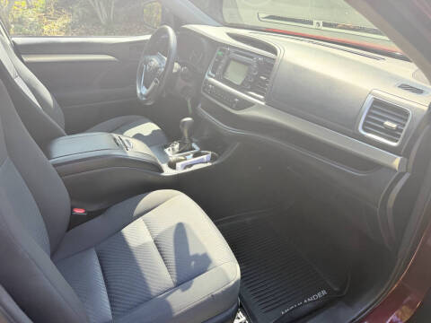 2016 Toyota Highlander LE Plus
