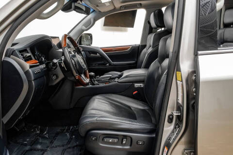 2019 Lexus LX 570 Three-Row