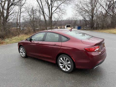 2016 Chrysler 200 S
