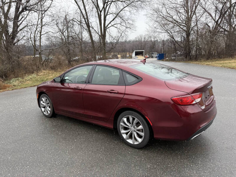 2016 Chrysler 200 S