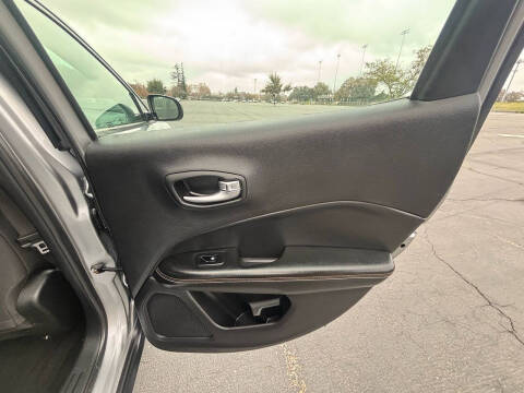 2018 Jeep Compass Sport