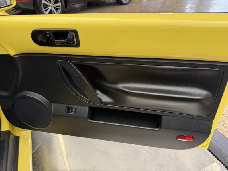 2007 Volkswagen New Beetle Convertible 2.5