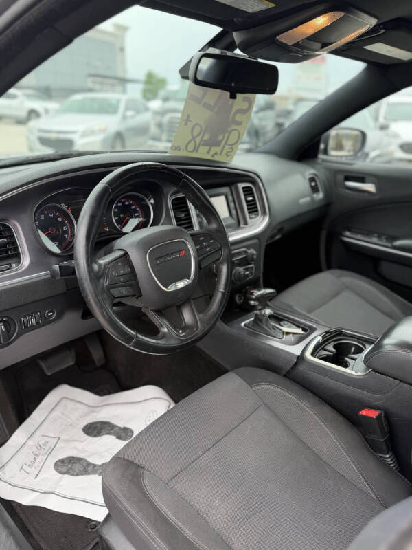 2015 Dodge Charger SE