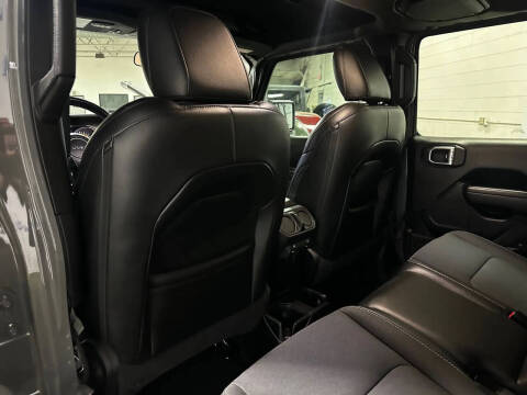 2021 Jeep Gladiator Freedom