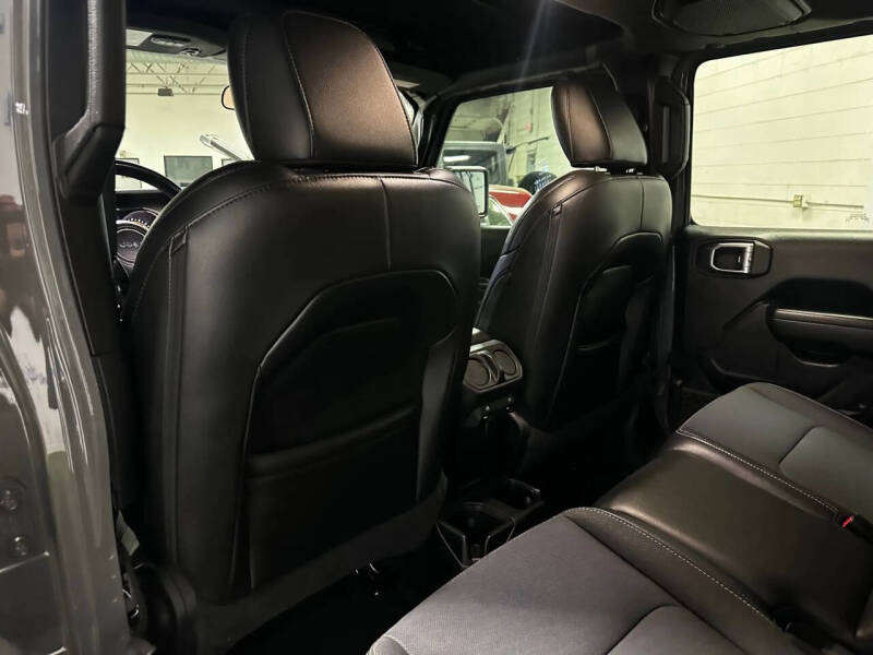 2021 Jeep Gladiator Freedom