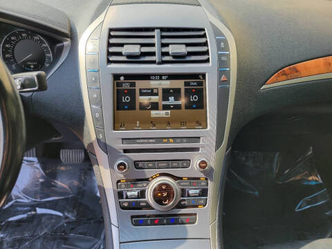 2017 Lincoln MKZ Reserve