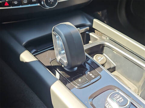 2023 Volvo XC60 B5 Core