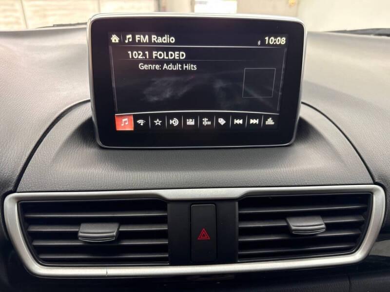 2016 Mazda MAZDA3 i Touring