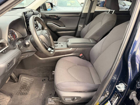 2021 Toyota Highlander L