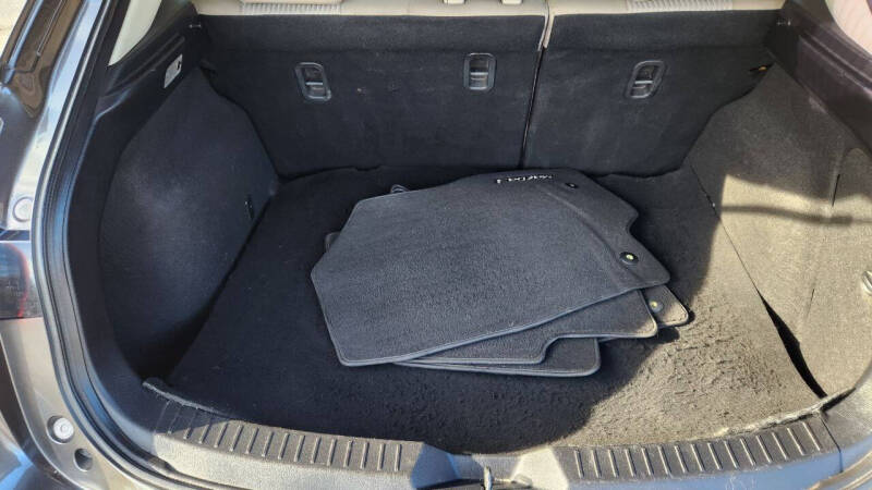 2016 Mazda MAZDA3 i Touring