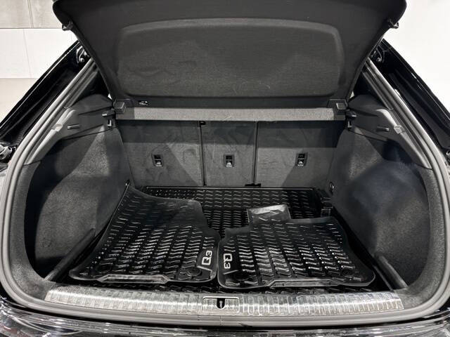 2022 Audi Q3 quattro S line Prem Plus 45 TFSI