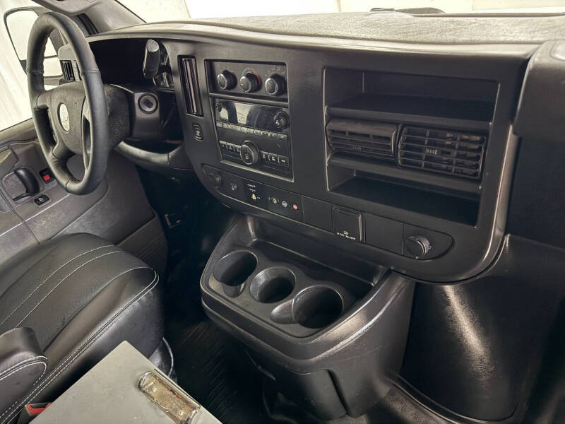 2018 Chevrolet Express 2500