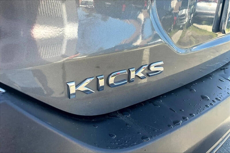2018 Nissan Kicks S